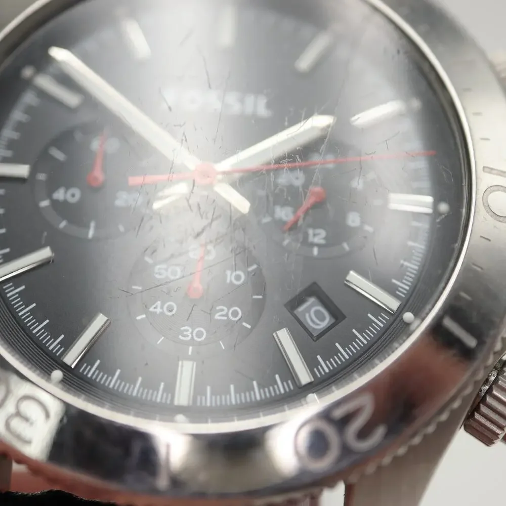 Fossil retro traveler